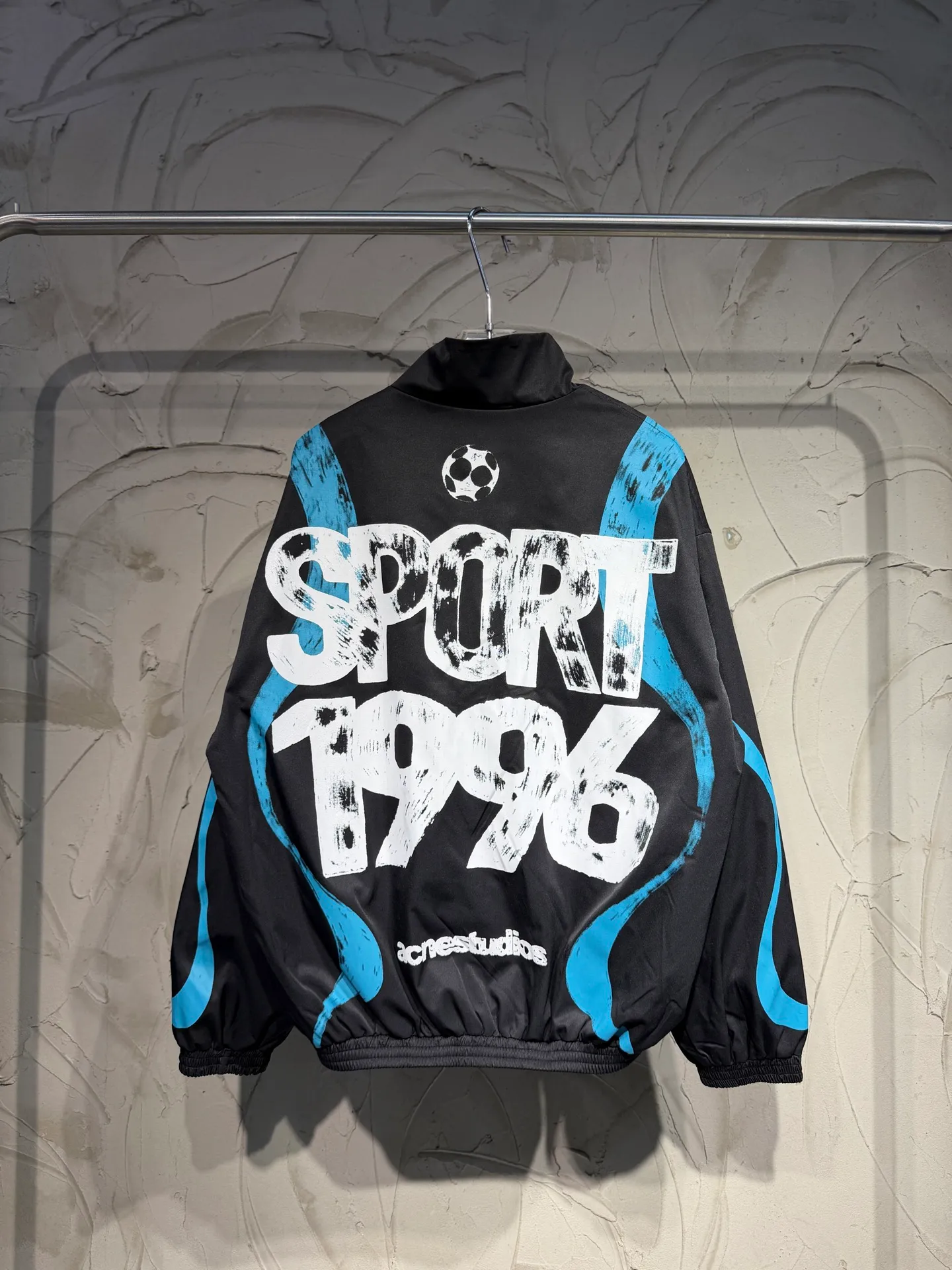 Acne studios World Cup Fashion Football Series Capsule Jacket Printed Jacket A capsule Series full of fun. Doodles, sketches and handwriting are all transformed into intentional designs. Imperfect lines and intuitive brushstrokes create a sense of reality, like a signed jersey or a message in the locker room. Each item carries a story, a memory, and a signature. Size: SML Color: Black, White
